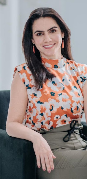 Foto 2 de Dentista - Dra. Anna Carolina Pires Maciel