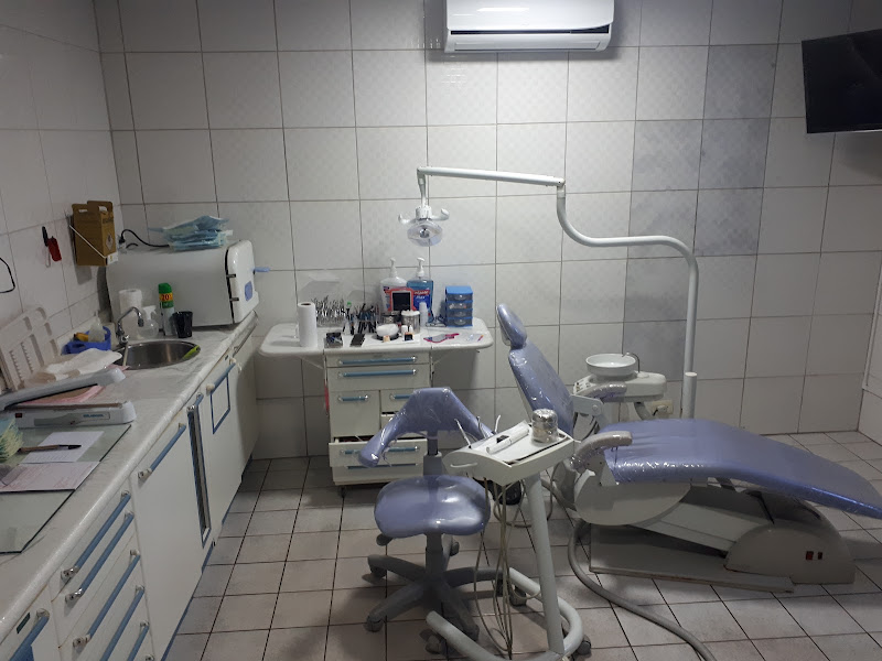 Foto 2 de Dentista Dra. Carolina Baceti