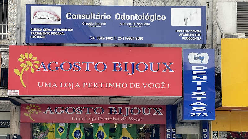 Foto 2 de Dentista Dra. Claudia Gioseffi