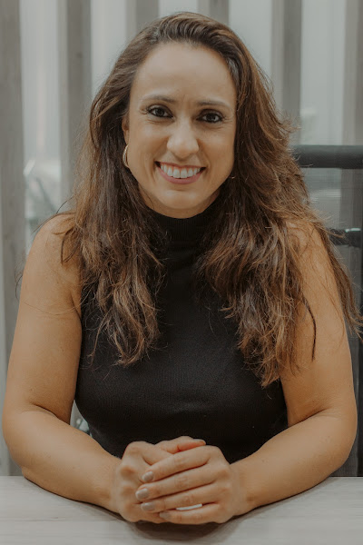 Foto 2 de Dentista Dra. Déborah Gomide | Clareamento | Botox | Brasília-DF