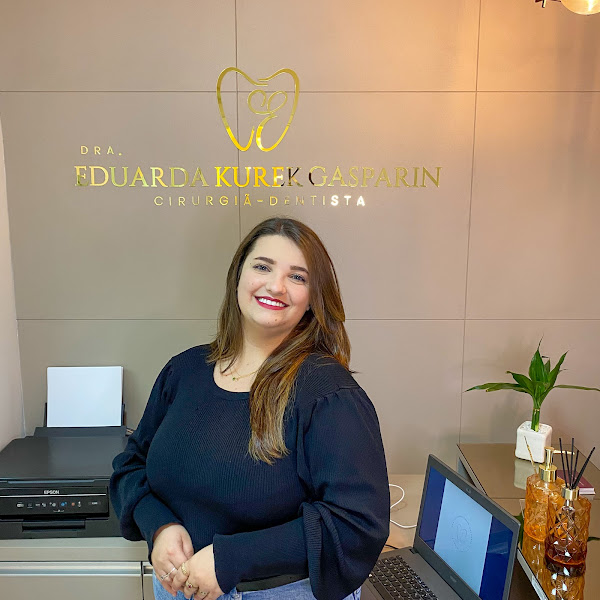 Foto 3 de Dentista Dra. Eduarda Kurek Gasparin