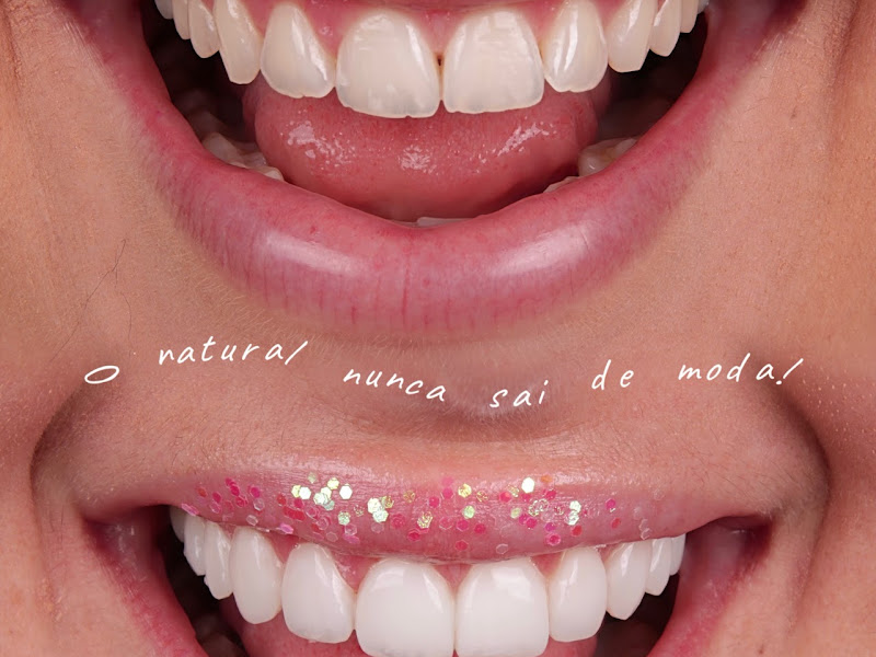 Foto de Dentista - Dra. Emily Baptista
