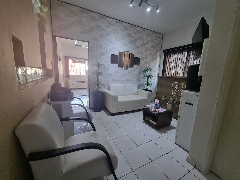 Dentista - Dra. Fernanda Machado Moreira