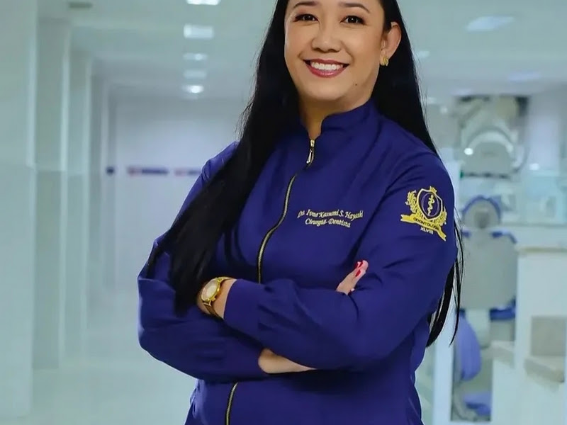 Foto de Dentista - Dra Ivna Hayashi - Samambaia PG - SP