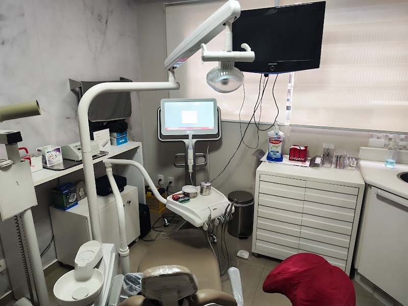 Foto 7 de Dentista | Dra. Juliana Menossi