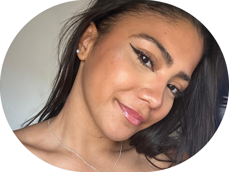 Foto 2 de Dentista Dra Kayala Maria