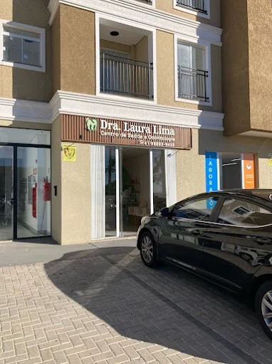 Foto de Dentista Dra Laura Lima Clínica Odontológica Santa Terezinha Fazenda Rio Grande