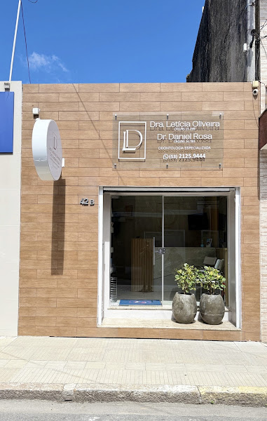 Foto 2 de Dentista Dra Leticia Oliveira e Dr Daniel Rosa | Dentista em Rio Grande
