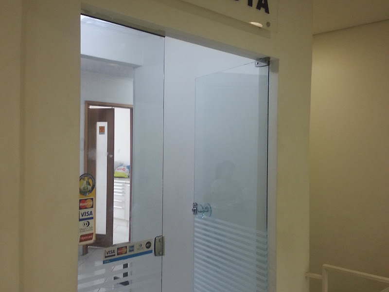 Foto 3 de Dentista - Dra. Lilian Karasawa