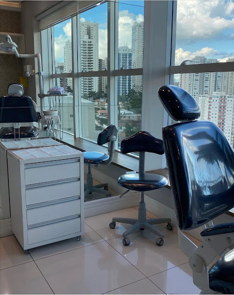 Foto 2 de Dentista - Dra. Luana Louzada
