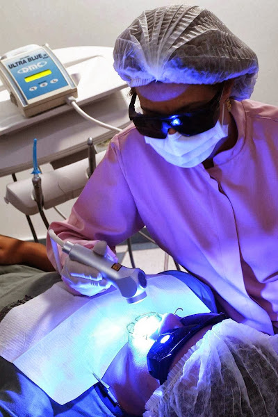 Foto de Dentista Dra. Luciana Perotti | UNIODONTO | São José dos Campos