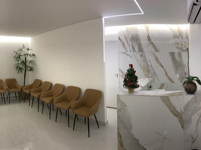 Foto 2 de Dentista- Dra Michelle C. Cricei