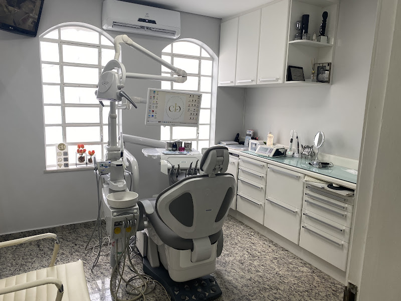 Foto 3 de Dentista Dra. Nadya B. Cunha Silva