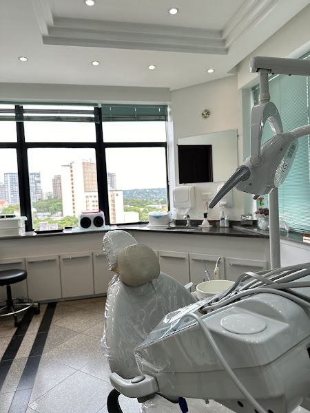 Foto 2 de Dentista Dra Rebecca Ortega