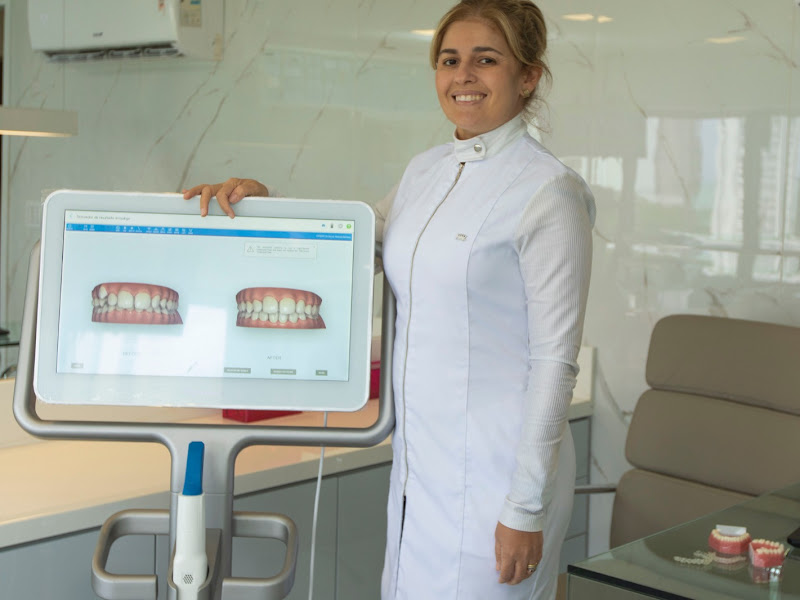 Foto 8 de Dentista - Dra. Renata Karen