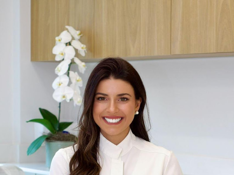 Foto 6 de Dentista Dra. Samantha Rodrigues | Especialista em Implantes e Próteses Dentárias Clínica de Referência