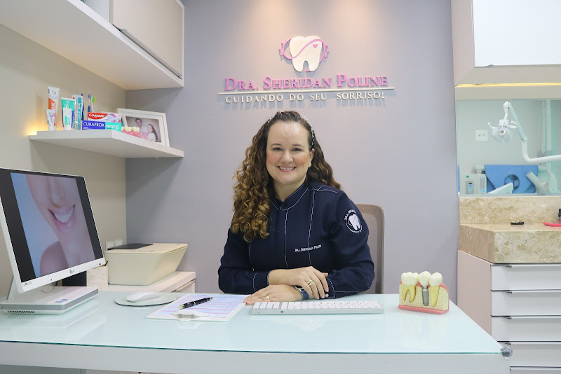 Foto 2 de Dentista Dra Sheridan Periodontia - Tratamento de Gengiva - Mau Hálito