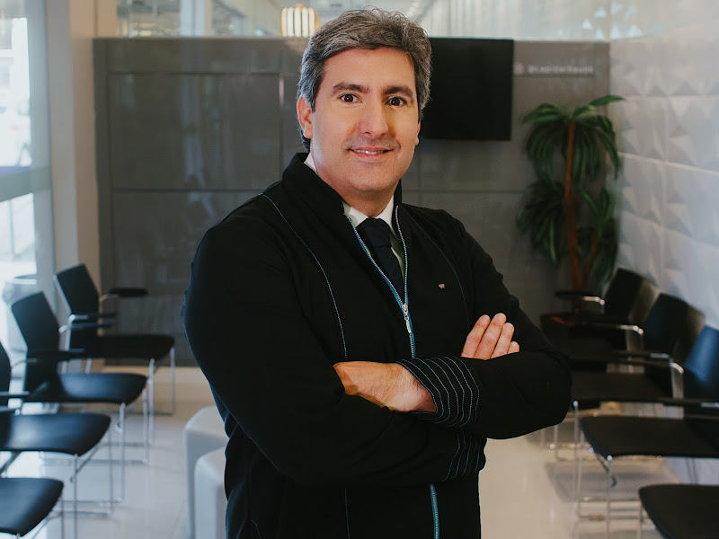 Foto 6 de Dentista Dra Sheridan Periodontia - Tratamento de Gengiva - Mau Hálito