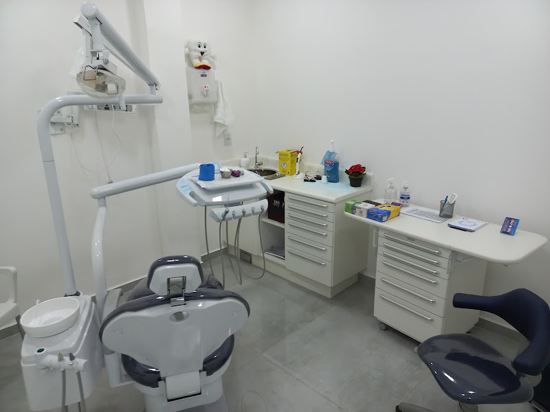 Foto 3 de Dentista Dra. Tatiana Falcão