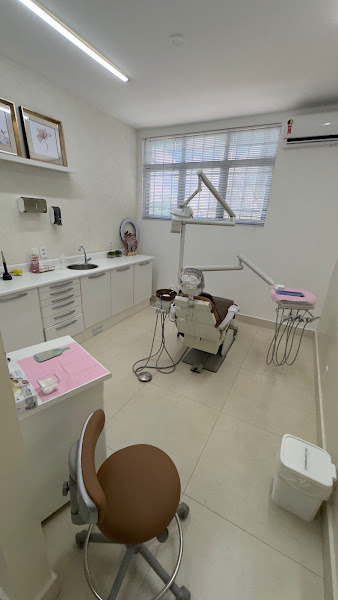 Foto 2 de Dentista Dra Thaís Lopes do Lago - Invisalign Doctor