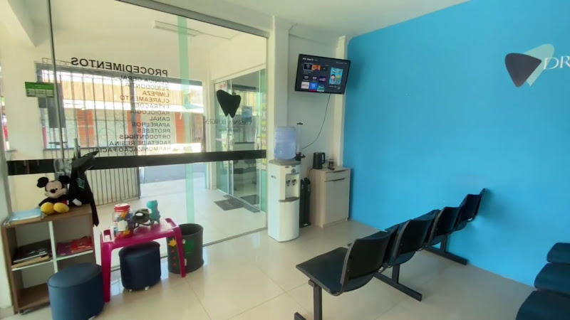 Foto 3 de Dentista Dra. Virginia Borges Odontologia | Implantes e Estética Dental no Paar