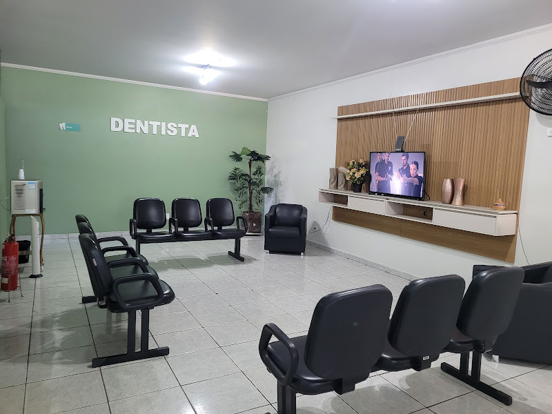 Foto 2 de Dentista - Dra. Wanessa/ Dra. Michely/Dr. Geraldo Jr.