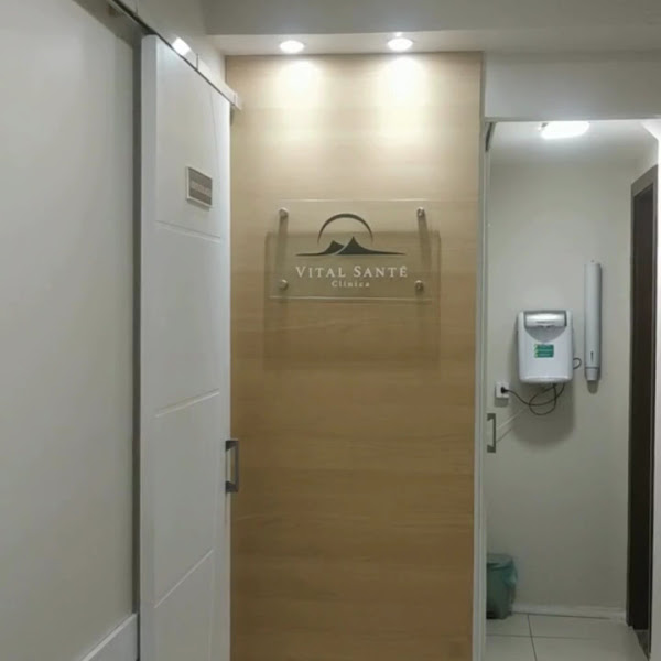 Foto 3 de Dentista e Ortodontista - Dr. Eleomar Lima - Recreio dos Bandeirantes