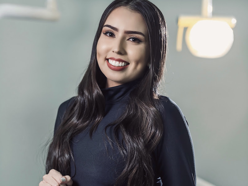 Foto de Dentista em Anápolis - Dra. Isabella Abrantes