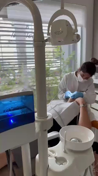 Foto 4 de Dentista em Bauru: AM odontologia- Dra. Ana Menezes | Ortodontista / Facetas de resina