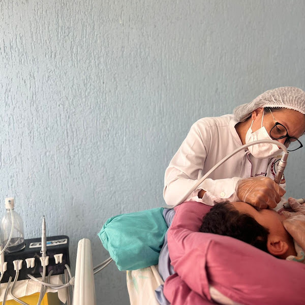 Foto 3 de Dentista em Casa Dra. Claudia Ferreira