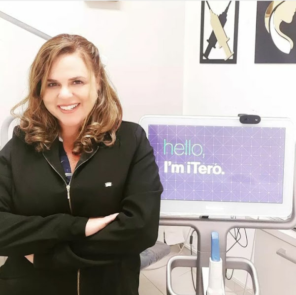 Foto 3 de Dentista em Caxias - Dra. Karina França - Ortodontia e Harmonização Facial