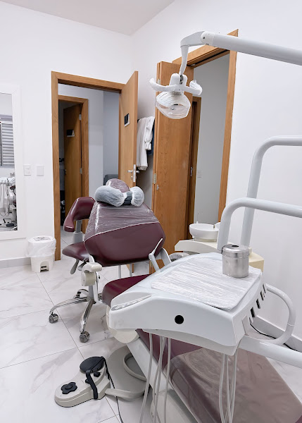 Foto 2 de Dentista em Cotia - Dra. Bianca Seiler - Harmonização Facial