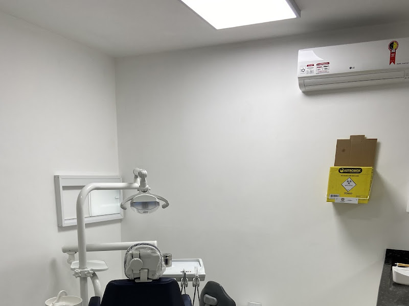 Foto 8 de Dentista em Curitiba - Clínica Odontológica Santini