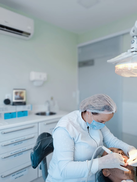 Foto 2 de Dentista em Duque de Caxias, RJ | Dra Larissa Alves