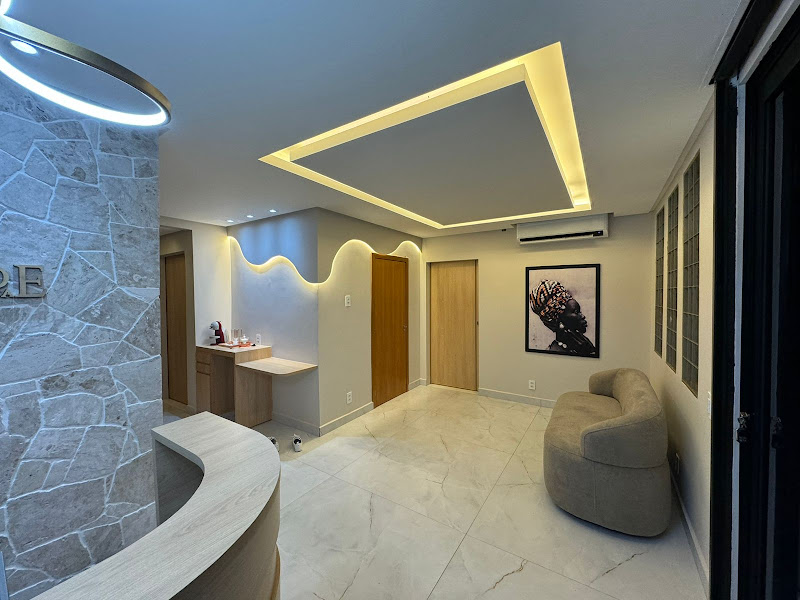 Foto 2 de Dentista em Goiânia - Splêndide | Dra. Jaqueline Oliveira