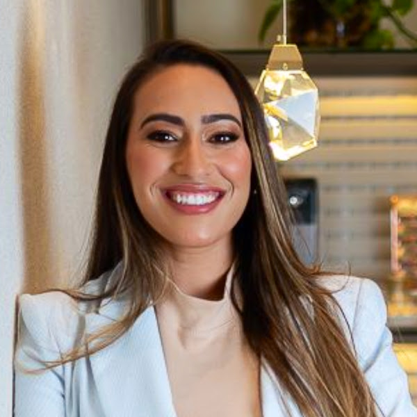 Foto 2 de Dentista em João Pessoa - Dra. Larissa Chaves - Dentista e Tratamento de Canal