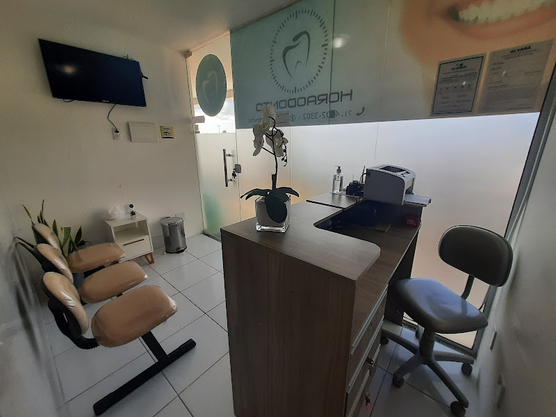 Foto 6 de Dentista em Lauro de Freitas Dra Elane Cardoso, referência em Implantes Dentários