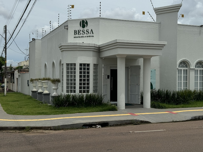 Foto 3 de Dentista em Porto Velho - Implantes- Lentes de Contato Dental - Bessa Odontologia e Estética