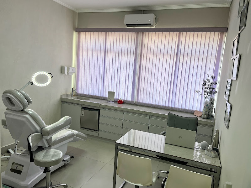 Foto 3 de Dentista em Presidente Prudente - Dra. Laís Viani