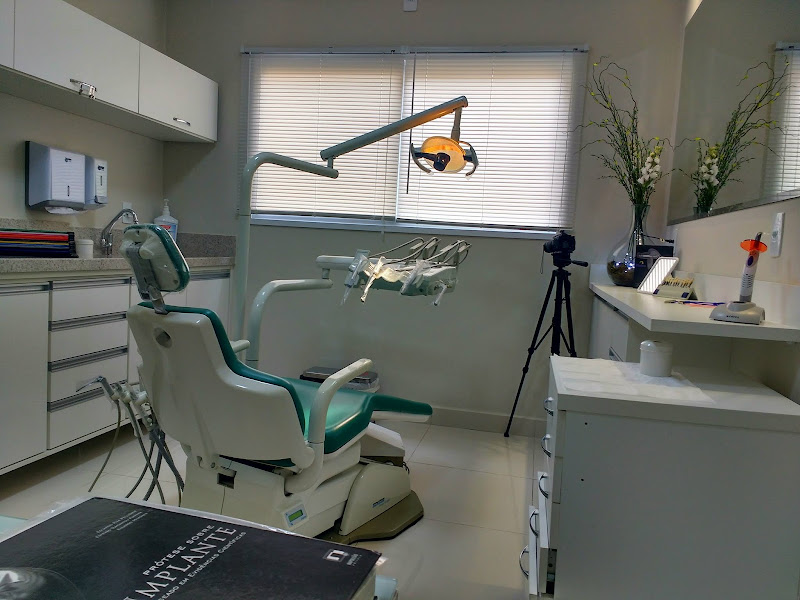 Foto 2 de Dentista em Rio Preto Dr David Arroyo