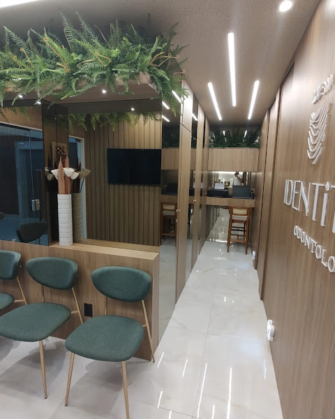 Foto 3 de Dentista em Salvador Dra. Leidianne Abreu - Clinica Odontológica em Salvador Dra. Leidianne Abreu