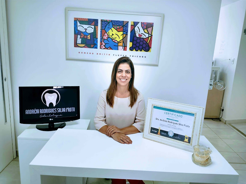 Foto 3 de Dentista em Varginha - Dra. Andreia Rodrigues | Implantes dentários | Prótese protocolo