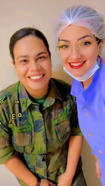 Foto 3 de Dentista Emanuelle Marello