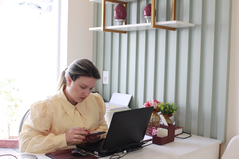 Foto 2 de Dentista Érica Zanini - Especialista em Endodontia (Tratamento de Canal) em São Carlos