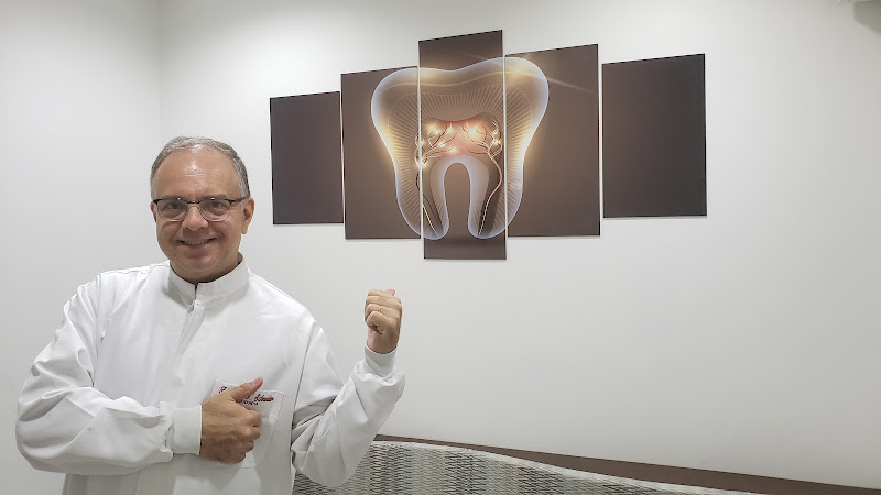 Foto 2 de Dentista Fernando Schneider - Porto Alegre