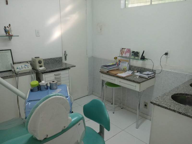 Foto 2 de Dentista Gláucia Maciel Sena Dutra