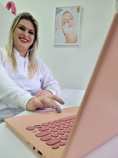 Foto 3 de Dentista, Granja Viana Cotia-SP, Dra.Michele Brisola