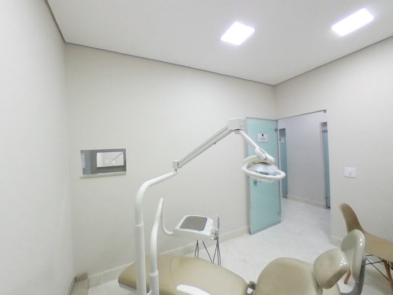 Foto 3 de Dentista Ibirité I Árquia Odontologia - Clareamento Dental - Aparelho - Implante Dental