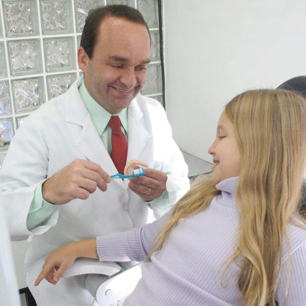 Foto 2 de Dentista José Guilherme Pace