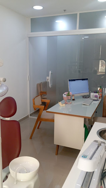 Foto 2 de DENTISTA LARGO DO BICÃO